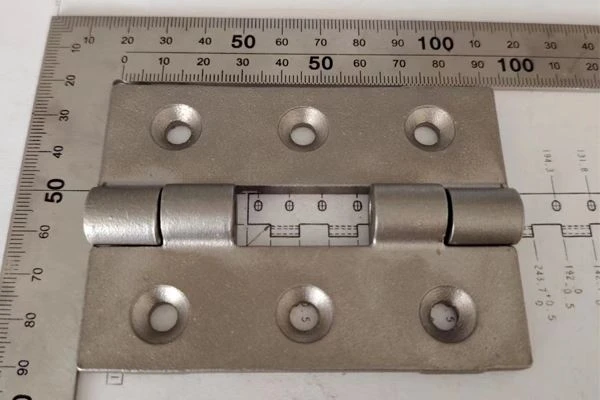 Carbon Steel Hinges That Meet Silky Opening And Closing Requirements
